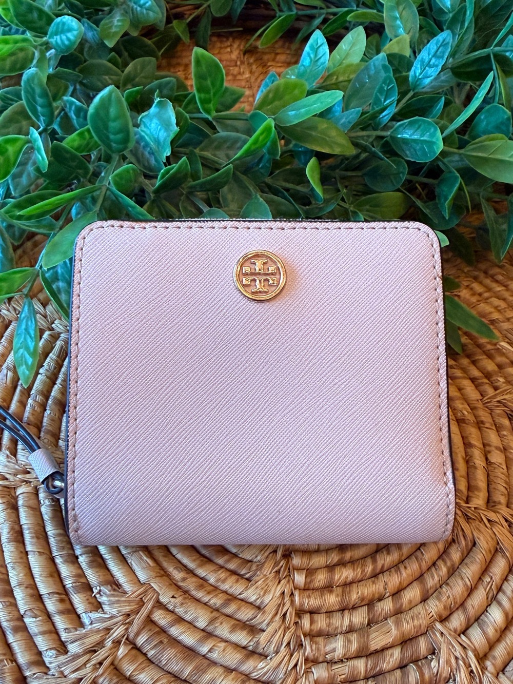 Tory Burch Robinson Pink Saffiano Zip-Around Compact Wallet with Gold Logo